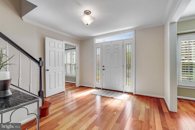 714 OLD HUNT WAY, Herndon, VA 20170