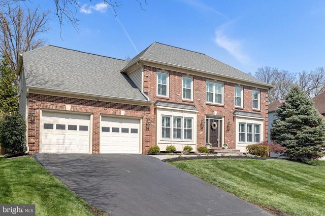 714 OLD HUNT WAY, Herndon, VA 20170