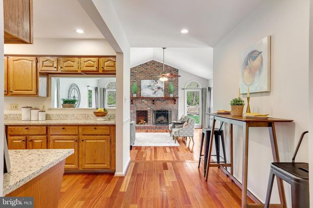 714 OLD HUNT WAY, Herndon, VA 20170