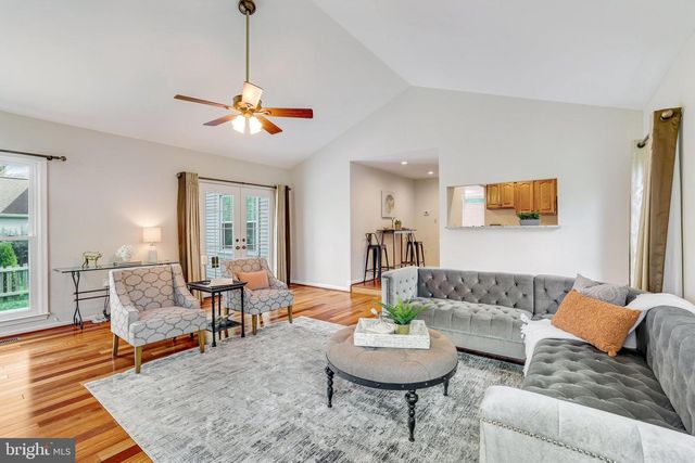 714 OLD HUNT WAY, Herndon, VA 20170