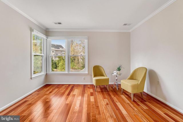 714 OLD HUNT WAY, Herndon, VA 20170