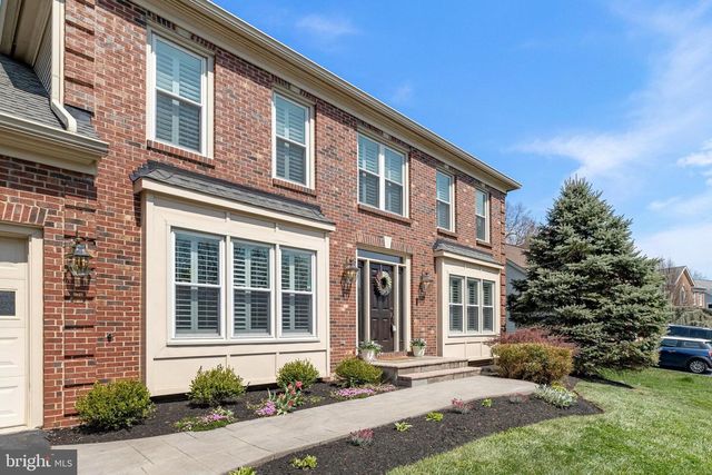 714 OLD HUNT WAY, Herndon, VA 20170