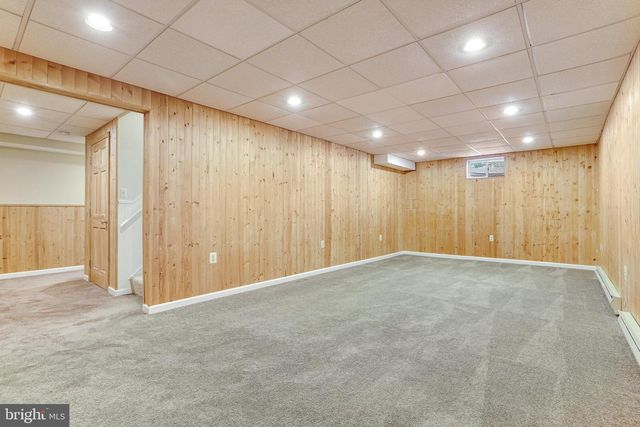 714 OLD HUNT WAY, Herndon, VA 20170