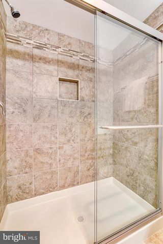 714 OLD HUNT WAY, Herndon, VA 20170