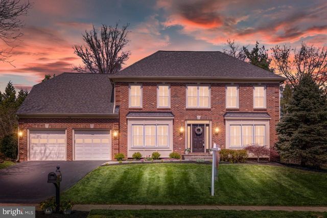 714 OLD HUNT WAY, Herndon, VA 20170