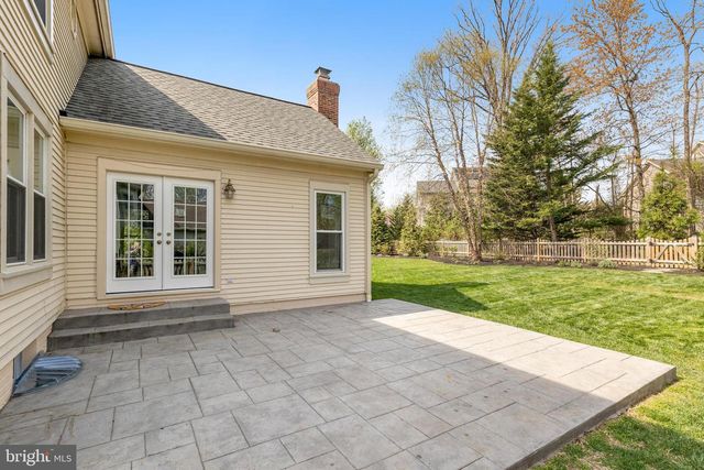 714 OLD HUNT WAY, Herndon, VA 20170