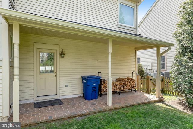 714 OLD HUNT WAY, Herndon, VA 20170