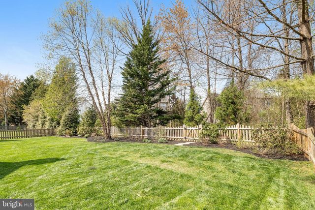 714 OLD HUNT WAY, Herndon, VA 20170