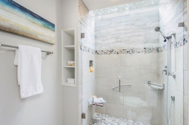 140 Crabtree Drive, Roswell, GA 30076