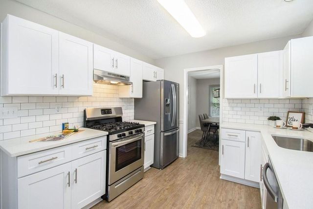 140 Crabtree Drive, Roswell, GA 30076