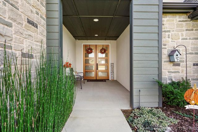 6514 E 153rd Street S, Bixby, OK 74008