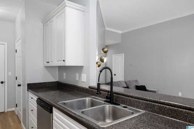 809 WATERFORD CIRCLE, Calera, AL 35040