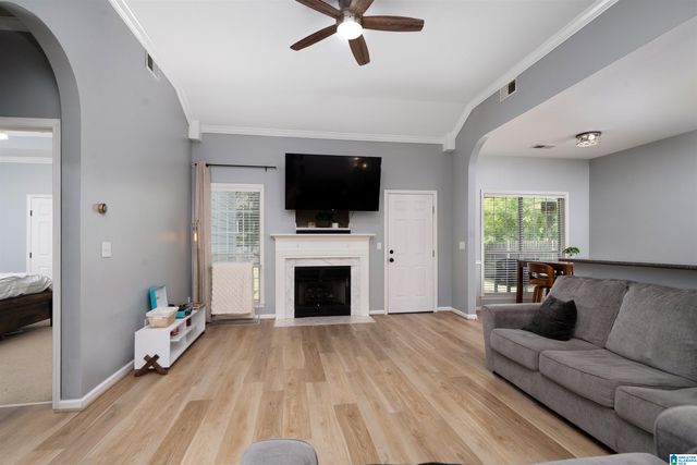 809 WATERFORD CIRCLE, Calera, AL 35040