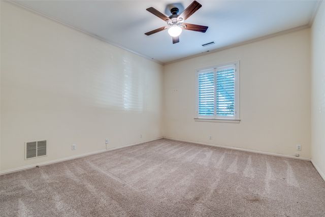 34 Stonecourt Circle, Dallas, TX 75225