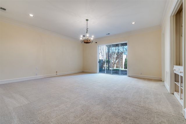 34 Stonecourt Circle, Dallas, TX 75225