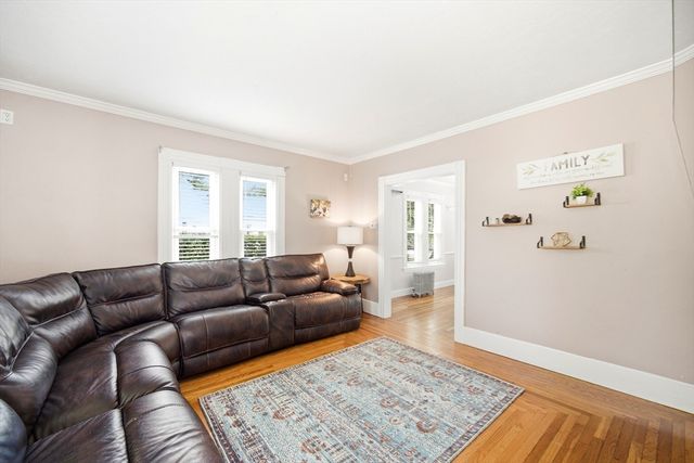 123 Summer Street, Kingston, MA 02364
