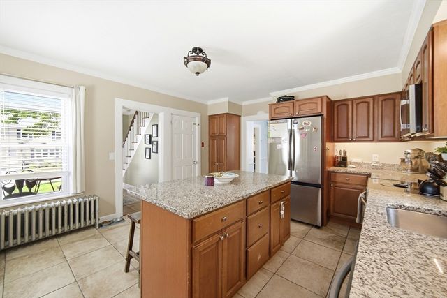 123 Summer Street, Kingston, MA 02364