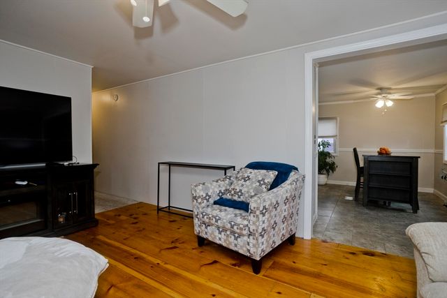 93 Grochmal Avenue 12, Springfield, MA 01151