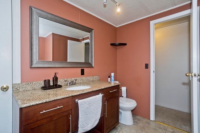 93 Grochmal Avenue 12, Springfield, MA 01151
