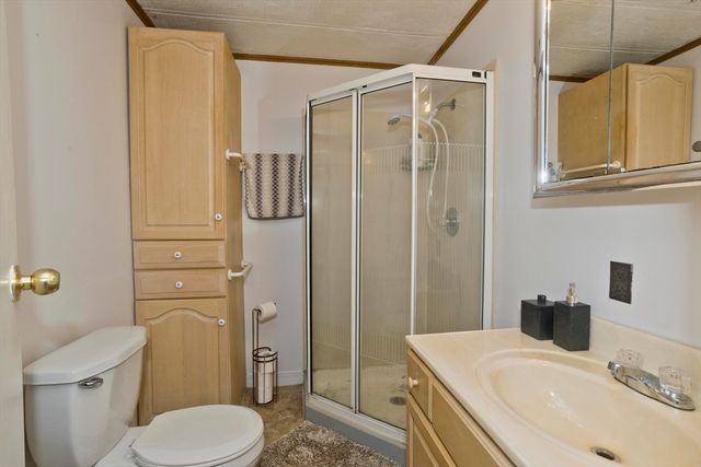 93 Grochmal Avenue 12, Springfield, MA 01151
