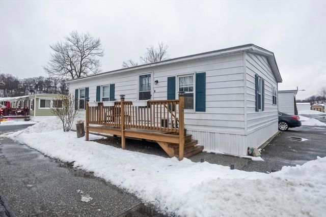93 Grochmal Avenue 12, Springfield, MA 01151
