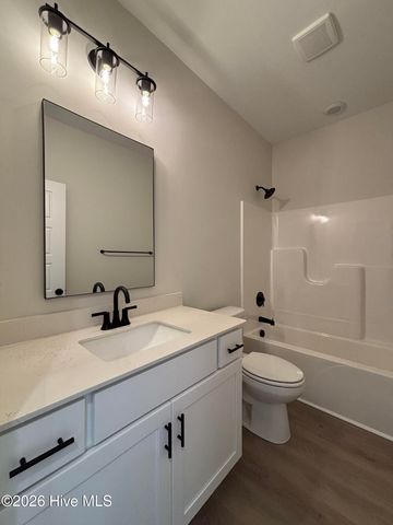 200 S Dimock Road, Washington, NC 27889