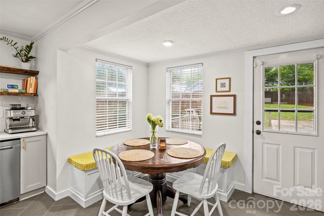 3225 Commonwealth Avenue, Charlotte, NC 28205