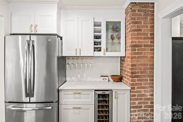 3225 Commonwealth Avenue, Charlotte, NC 28205
