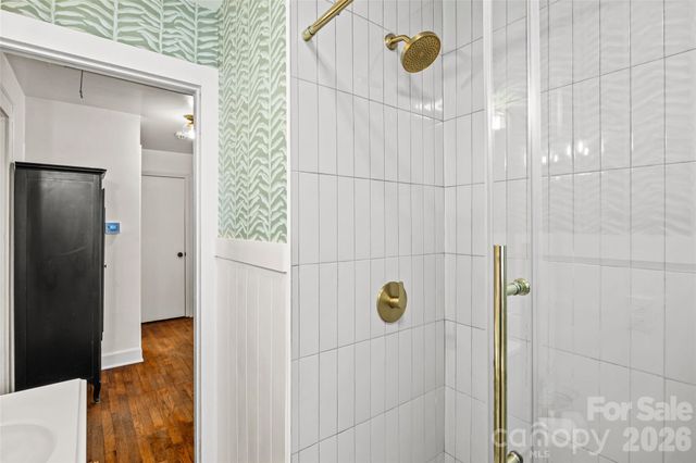 3225 Commonwealth Avenue, Charlotte, NC 28205