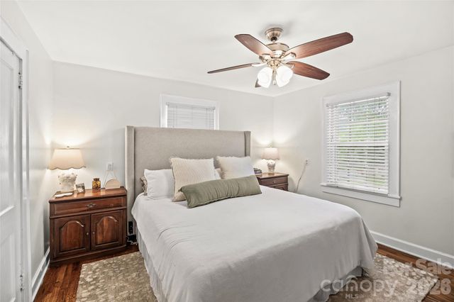 3225 Commonwealth Avenue, Charlotte, NC 28205