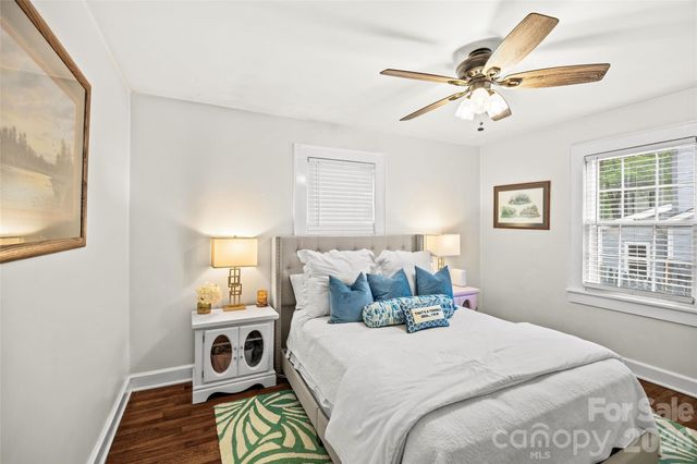 3225 Commonwealth Avenue, Charlotte, NC 28205