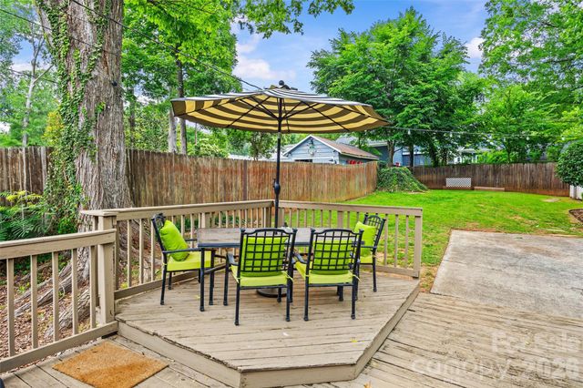 3225 Commonwealth Avenue, Charlotte, NC 28205