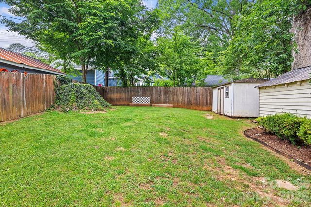 3225 Commonwealth Avenue, Charlotte, NC 28205