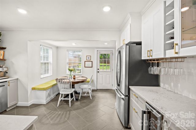 3225 Commonwealth Avenue, Charlotte, NC 28205