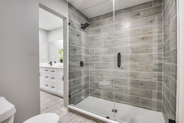 225 Highridge Drive, Desoto, TX 75115