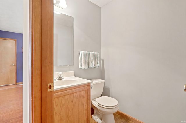 12904 Silverton Court, Evansville, IN 47725