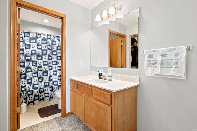 12904 Silverton Court, Evansville, IN 47725