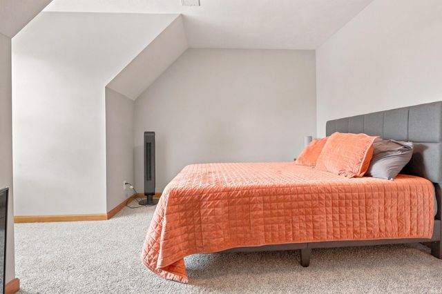 12904 Silverton Court, Evansville, IN 47725
