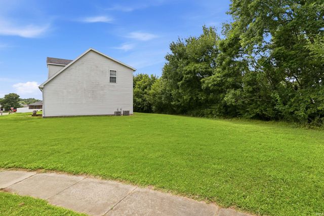 12904 Silverton Court, Evansville, IN 47725