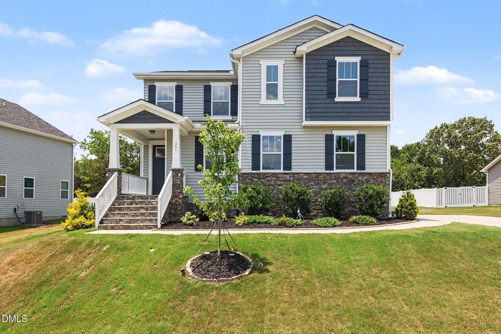 351 Fast Pitch Lane, Four Oaks, NC 27524