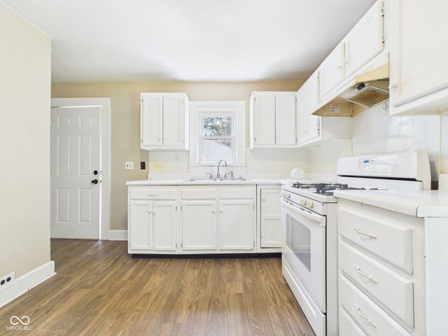 915 Woodlawn Drive, Anderson, IN 46012