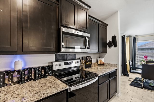 2009 Chief Street, Bryan, TX 77807