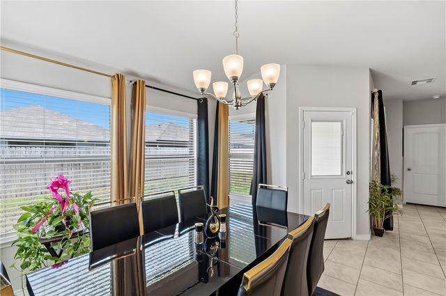 2009 Chief Street, Bryan, TX 77807