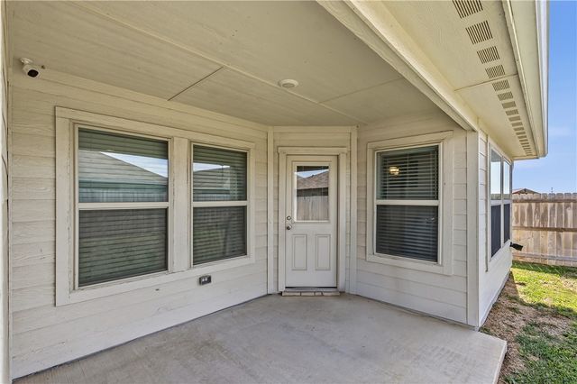 2009 Chief Street, Bryan, TX 77807