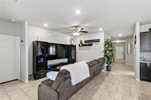 2009 Chief Street, Bryan, TX 77807