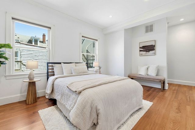 15 Belmont St 1, Boston, MA 02129