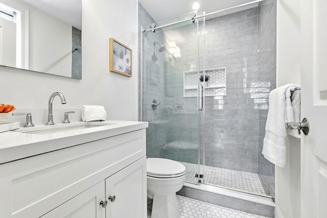 15 Belmont St 1, Boston, MA 02129