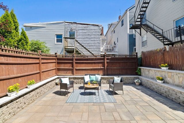 15 Belmont St 1, Boston, MA 02129