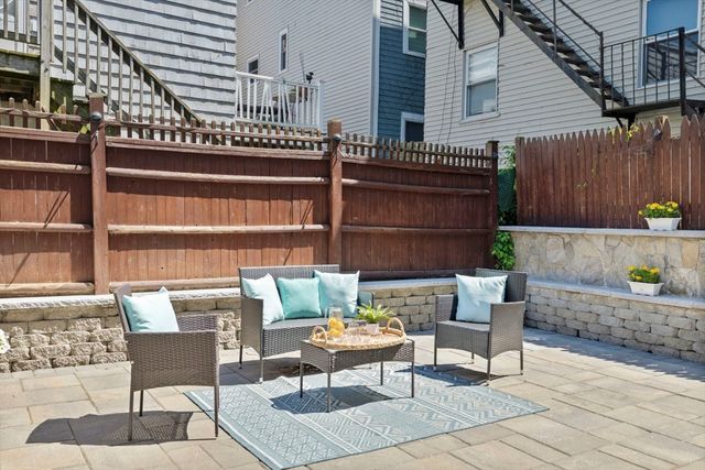 15 Belmont St 1, Boston, MA 02129