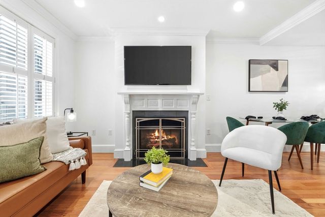 15 Belmont St 1, Boston, MA 02129
